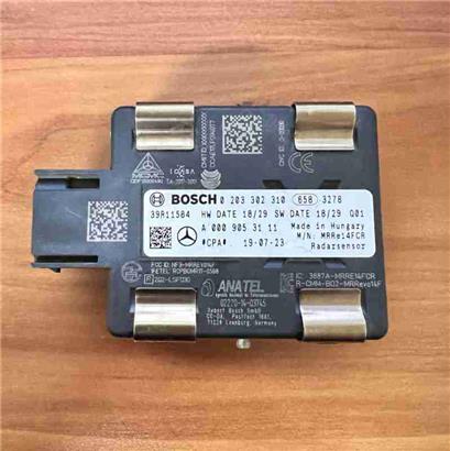 奔驰GLC300雷达电脑